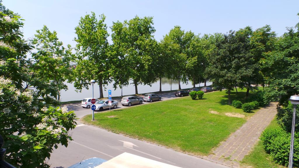 Hostel Levicki Slavonski Brod Værelse billede