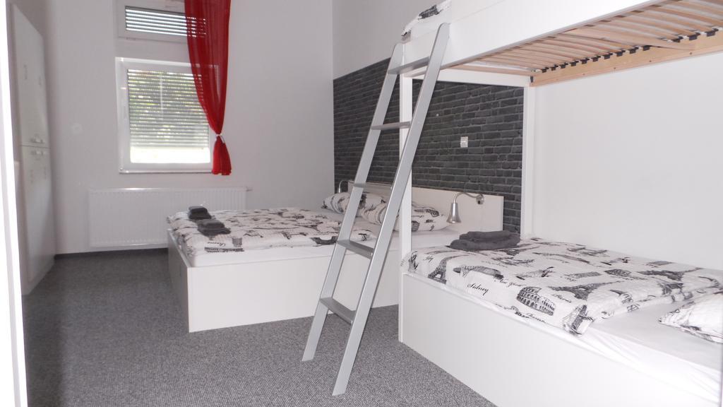 Hostel Levicki Slavonski Brod Værelse billede