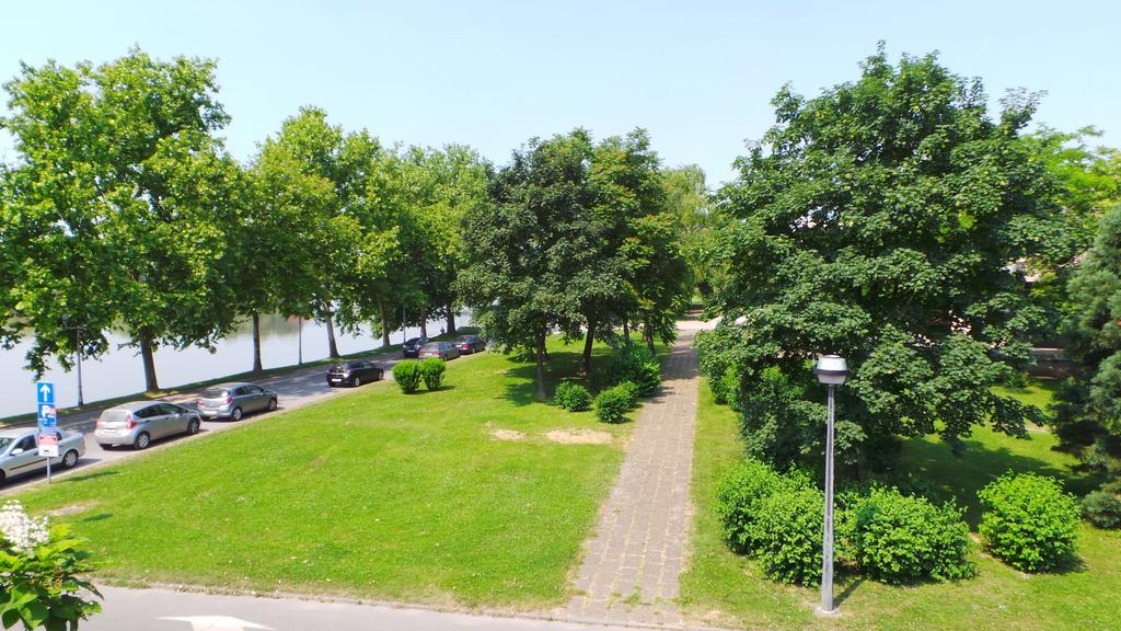 Hostel Levicki Slavonski Brod Værelse billede